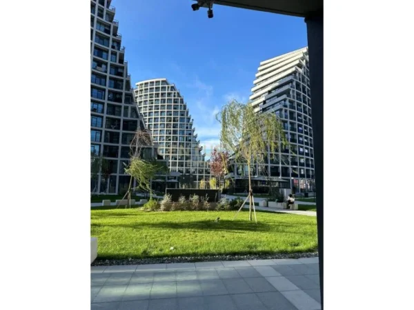 Tirane, shes apartament 3+1+Aneks+Ballkon Kati 5, 239 m² 789.000 € (Lake View)