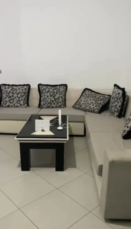 Tirane, jepet me qera apartament 2+1+Ballkon Kati 3, 100 m² 380 € (Apartament 2+1 - Me Qera - Don Bosco - Tirane)