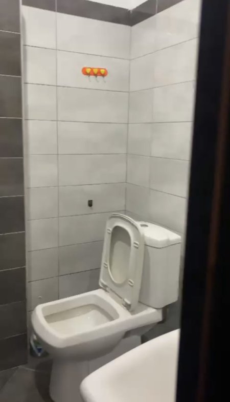 Tirane, jepet me qera apartament 2+1+Ballkon Kati 3, 100 m² 380 € (Apartament 2+1 - Me Qera - Don Bosco - Tirane)