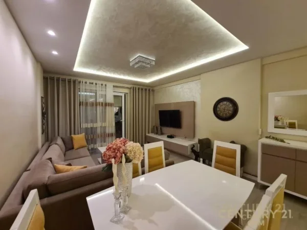 Tirane, shes apartament 2+1+Aneks+Ballkon Kati 4, 140 m² (JURIDIKU)