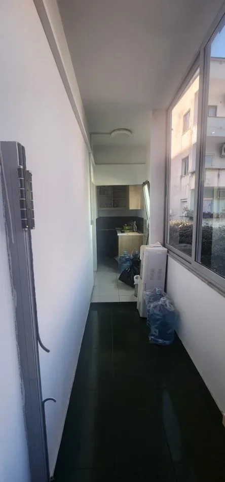 Tirane, jepet me qera ambjent biznesi , 310 m² 3.000 € (Ish Blloku)