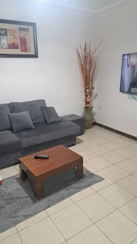 Tirane, jepet me qera Vile 2+1 Kati 2, 93 m² 500 € (Ali demi Tirane)