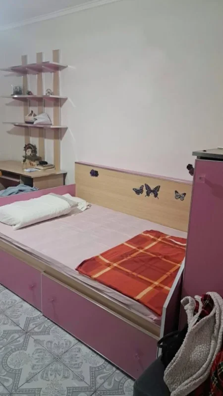 Tirane, jepet me qera Vile 2+1 Kati 2, 93 m² 500 € (Ali demi Tirane)