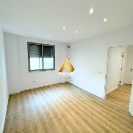 Tirane, shitet apartament Kati 3, 104 m² 169.000 € (rrapo hekali)