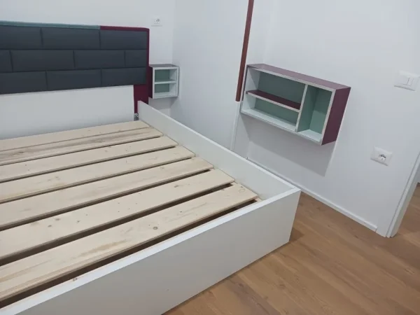 Tirane, jepet me qera apartament 2+1+Ballkon Kati 2, 88 m² 420 € (KOMBINAT)