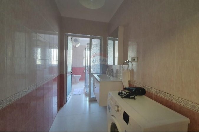 Tirane, jepet me qera apartament , 95 m² 700 € 