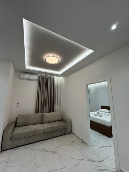 Tirane, jepet me qera apartament 1+1 Kati 1, 75 m² 500 € (5 MAJ)