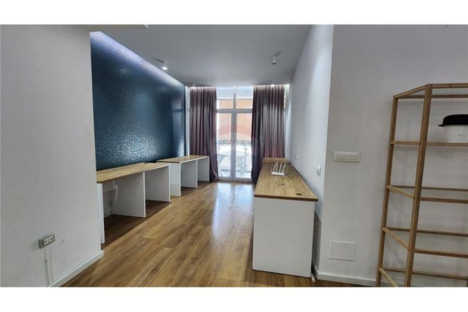 Tirane, jepet me qera apartament , 800 € 