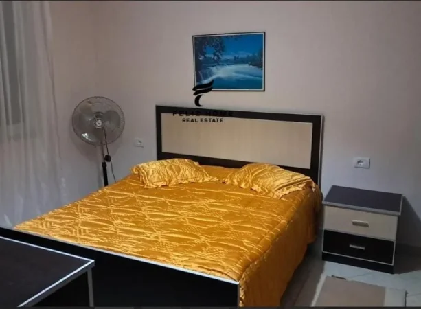 Tirane, jepet me qera apartament 2+1 Kati 6, 60 m² 500 € (BRRYLI)
