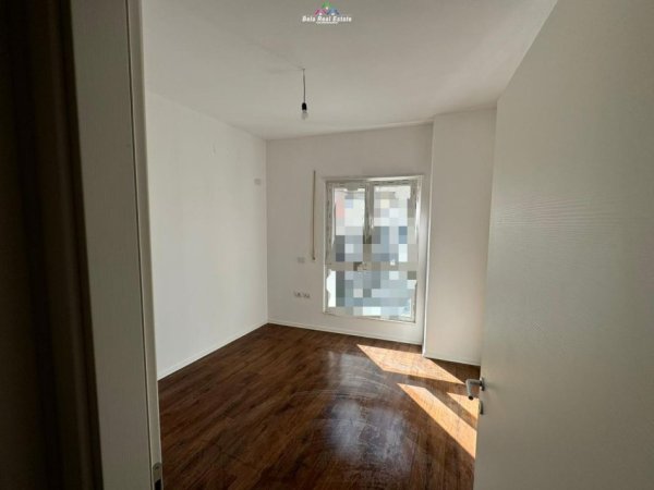 Tirane, shes apartament 2+1 Kati 2, 95 m² 217.000 € (Rruga E Barrikadave)
