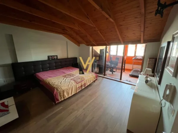 Tirane, jepet me qera apartament 3+1+Ballkon Kati 0, 200 m² 2.500 € (KOMPLEKSI KOLOMBO)