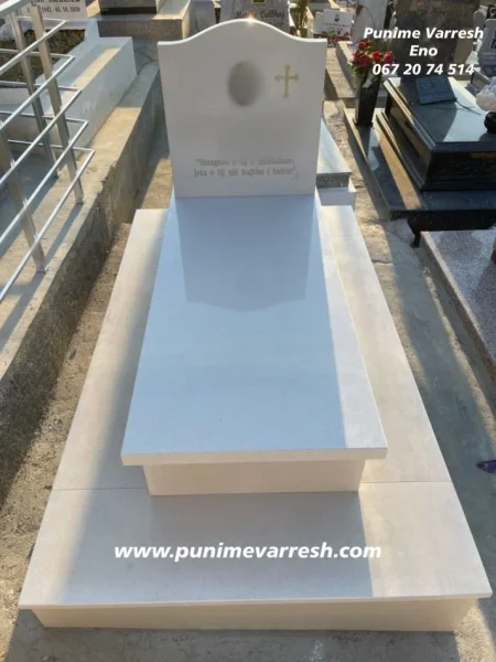 Tirane, ofroj Varre Prej Mermeri