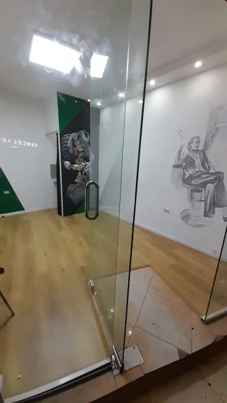 Tirane, Ambient biznesi  me qira Kati 0, 17 m² Rruga Budi Spitali Amavitta