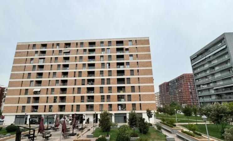 Tirane, jepet me qera ambjent biznesi Kati 0, 154 m² 1.700 € (Fiori di Bosco)