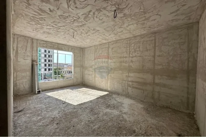 Tirane, shitet apartament 3+1+Ballkon Kati 5, 121 m² 145.000 € (SHESIM APARTAMENT 3+1+2 RRUGA 5 MAJI!)