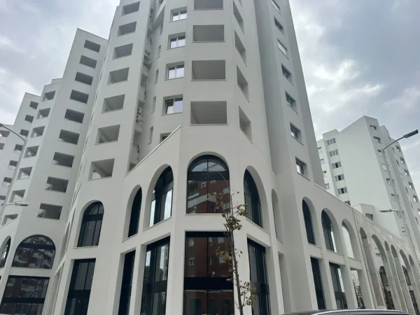 Tirane, jap me qera apartament 2+1+Ballkon Kati 5, 85 m² 550 € (Nexho Konomi)