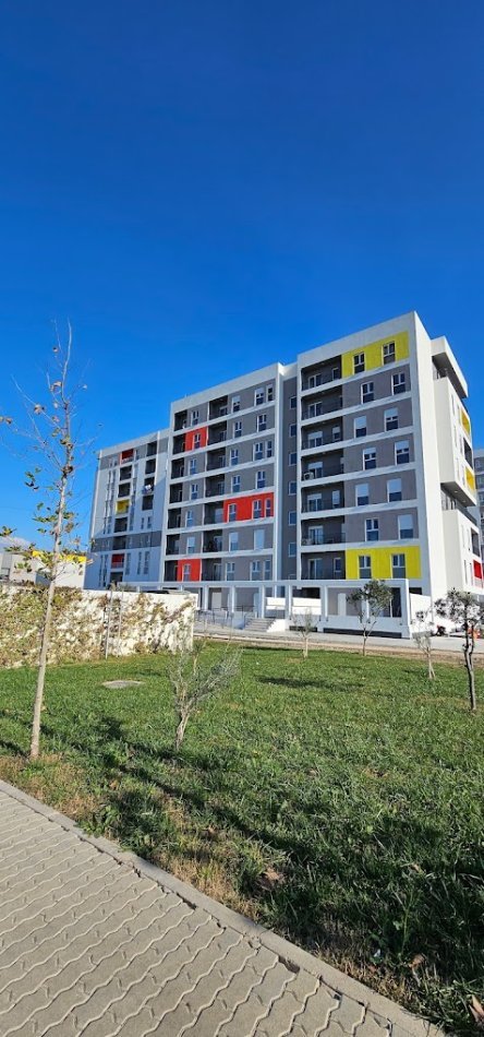 Tirane, shitet apartament 1+1+Aneks+Ballkon Kati 8, 52 m² 61.000 € (Rruga Gryka E Kaçanikut)