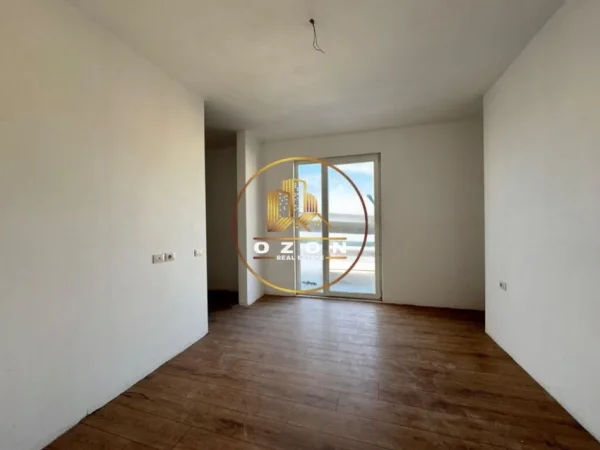 Apartament 2+1+2 për Shitje në Kompleksin Univers City, Pranë QTU-së!