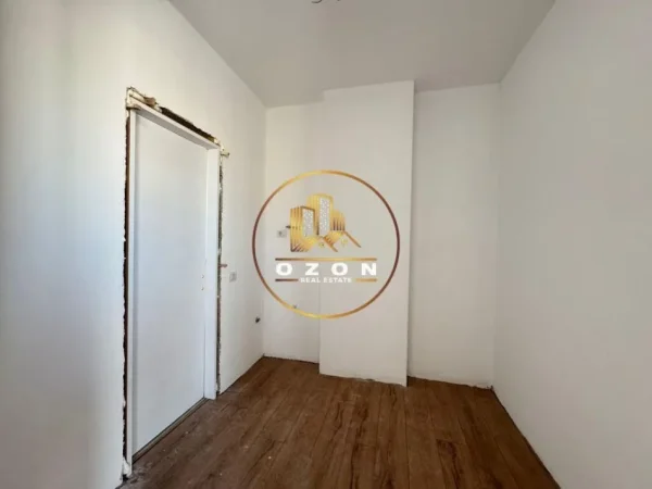 Apartament 2+1+2 për Shitje në Kompleksin Univers City, Pranë QTU-së!