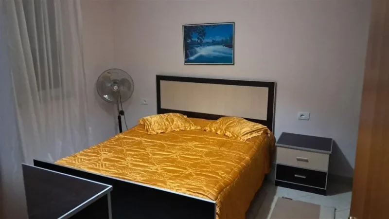 Tirane, jepet me qera apartament 2+1+Ballkon Kati 6, 85 m² 450 € (Brryl perballe Maternitetit te Ri)
