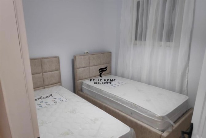 Tirane, jepet me qera apartament 2+1 Kati 1, 80 m² 550 € (PORCELANI)