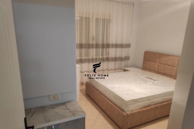 Tirane, jepet me qera apartament 2+1 Kati 1, 80 m² 550 € (PORCELANI)