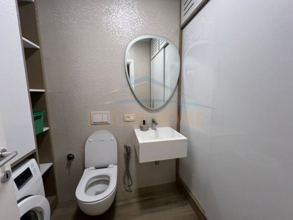 Tirane, jepet me qera apartament 2+1 Kati 3, 105 m² 650 € (Ish-Parku i Autobuzave)