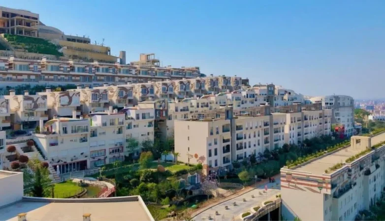 Tirane, shitet apartament 3+1 Kati 6, 144 m² 240.000 € (Kodra e Diellit 2)