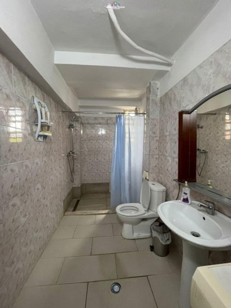 jepet me qera apartament 1+1+Ballkon Kati 3, 65 m² 600 € (qender)
