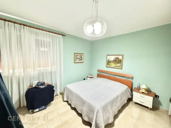 Tirane, shes apartament 2+1+Aneks+Ballkon Kati 6, 92 m² 260.000 € (ISH EKSPOZITA)