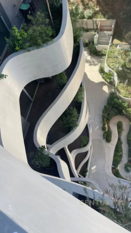 Tirane, shitet apartament 1+1 Kati 3, 118 m² 438.000 € (Rruga e Elbasanit)