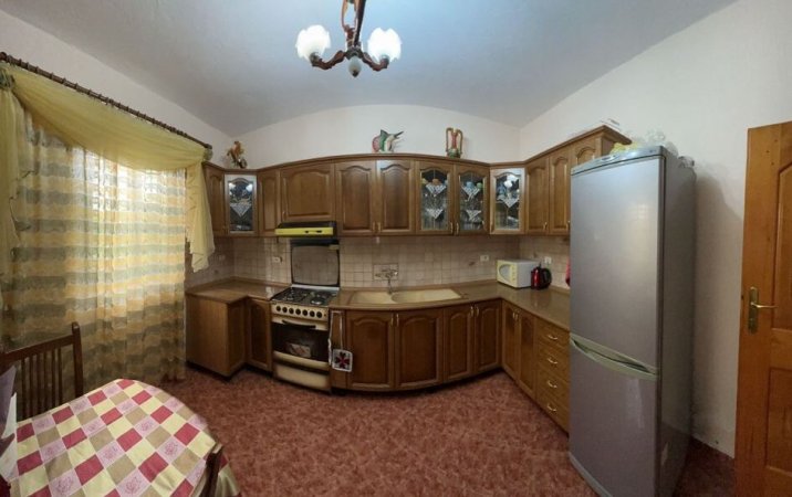 Tirane, jepet me qera apartament 2+1+Aneks Kati 1, 121 m² 500 € (laprake)