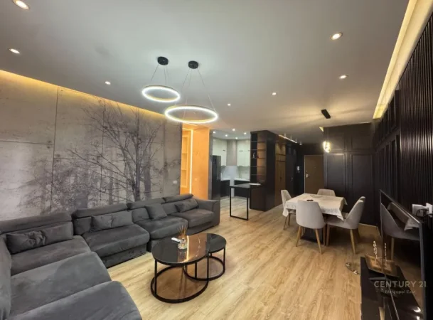 Tirane, shitet apartament 3+1 Kati 3, 144 m² 320.000 € (Kodra e Diellit)