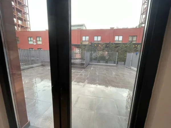 Tirane, jepet me qera ambjent biznesi Kati 2, 300 m² 3.500 € (Astir)