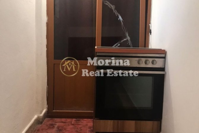 Tirane, jepet me qera garsonier Kati 2, 26 m² 180 € (Rruga Dritan Hoxha)