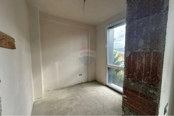 Tirane, shitet 3+1 Kati 2, 167 m² 332.508 € (Rruga e Elbasanit)