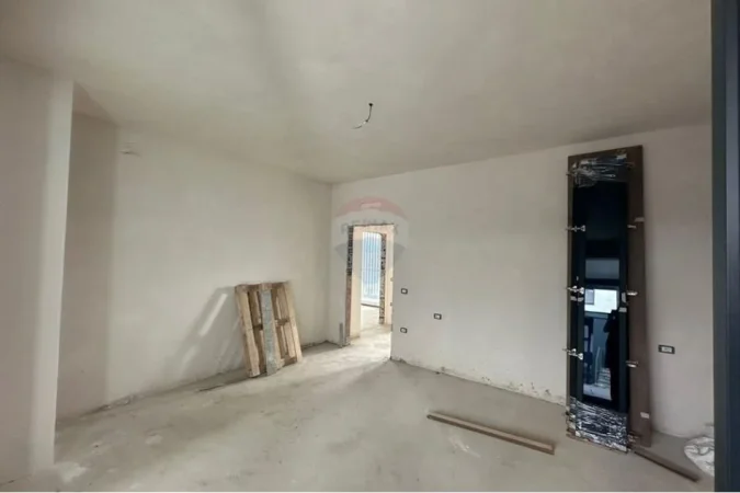 Tirane, shitet 3+1 Kati 2, 167 m² 332.508 € (Rruga e Elbasanit)