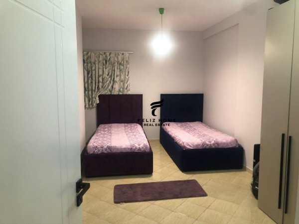 Tirane, jepet me qera apartament 2+1 Kati 2, 100 m² 650 € (KOMUNA E PARISIT)