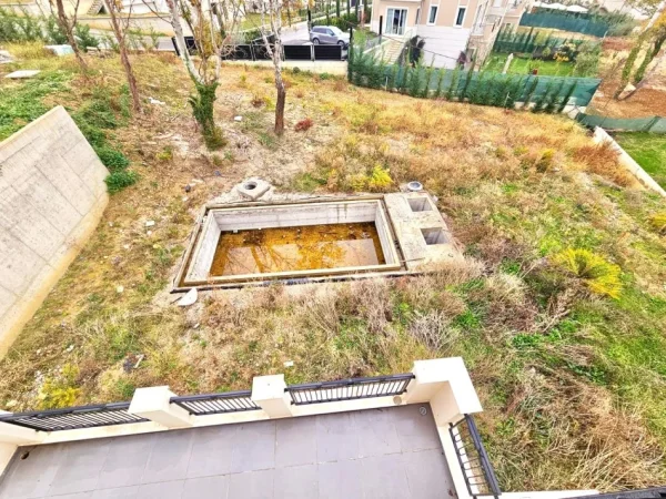 Tirane, shes Vile 3 Katshe Kati 3, 707 m² 1.300.000 €
