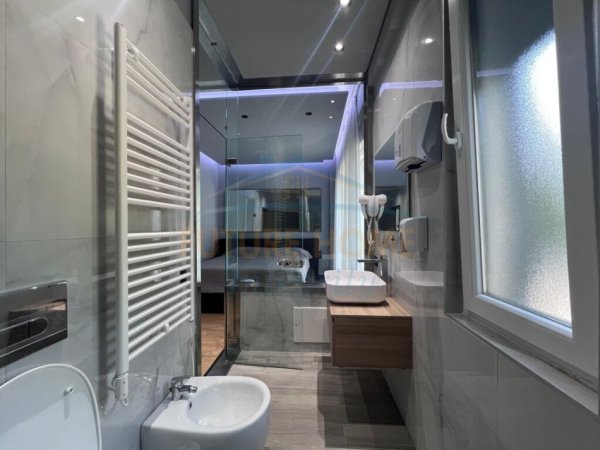 Durres, jepet me qera Vile 2 Katshe Kati 1, 182 m² 7.500 € (Vala Mar Residence Gjiri i Lalezit)