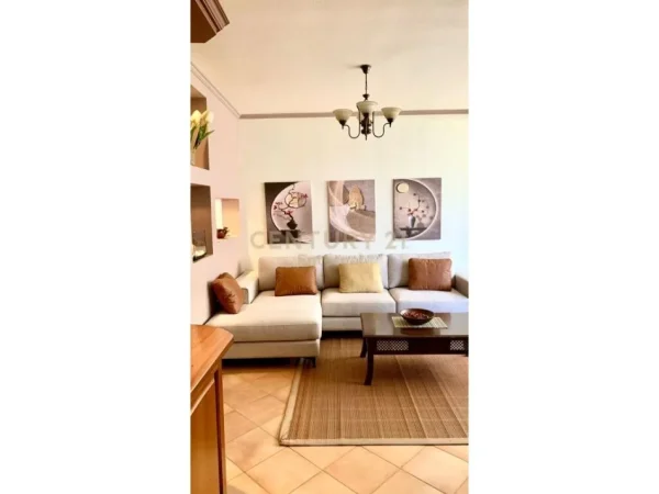 Tirane, jepet me qera apartament 1+1 Kati 7, 60 m² 600 € 