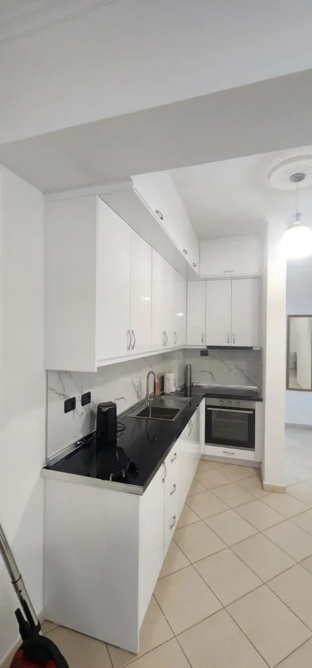 Durres, shitet apartament 2+1+Ballkon Kati 2, 110 m² 140.000 € (Shkembi i Kavajes)