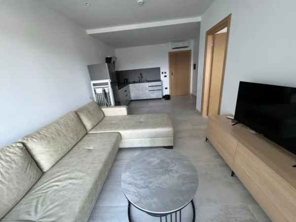 Durres, shitet apartament 1+1+Ballkon Kati 6, 65 m² 120.000 € (Golem)
