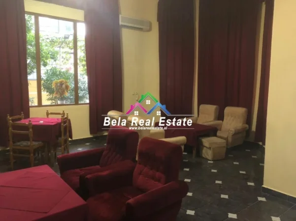 Tirane, jepet me qera dyqan Kati 2, 1.150 m² 11.500 € (kinostudio)