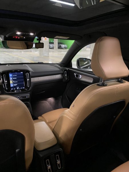 Tirane, shitet  Volvo XC40 Inscription D3 2.0 nafte viti 2020 Nafte, e zeze automatik Klima 93,000 km