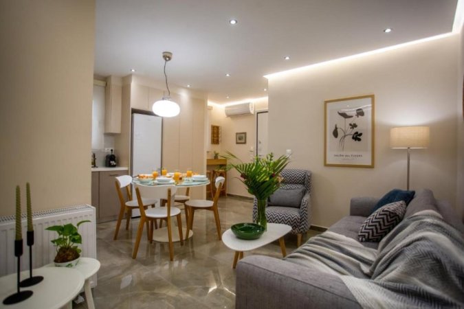 Tirane, jepet me qera apartament 1+1+Ballkon Kati 3, 1.110 m² 195.000 € (fusha e aviacionit)
