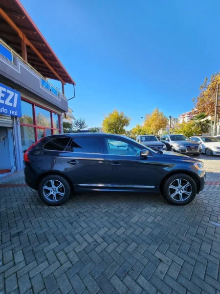 shes SUV | Fuoristrad | Xhip Benzin, gri e erret automatik 164.000 km 11.000€