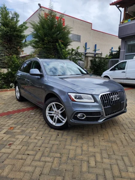 Fier, shes SUV | Fuoristrad | Xhip Audi Q5 Benzin, gri e erret automatik 210.000 km 11000€
