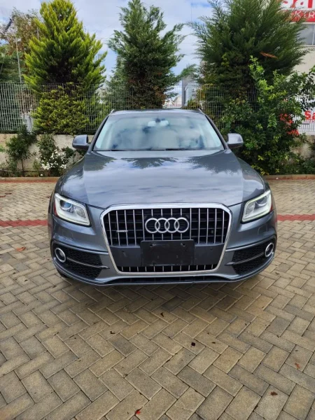 Fier, shes SUV | Fuoristrad | Xhip Audi Q5 Benzin, gri e erret automatik 210.000 km 11000€