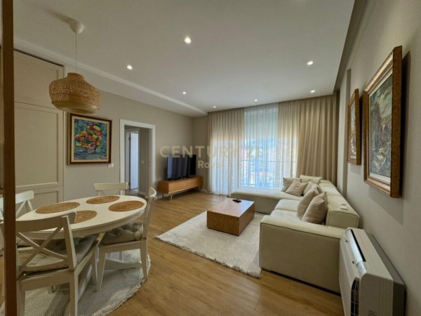 Tirane, jepet me qera apartament 2+1 Kati 7, 96 m² 1.200 € (Rruga e Kavajës)
